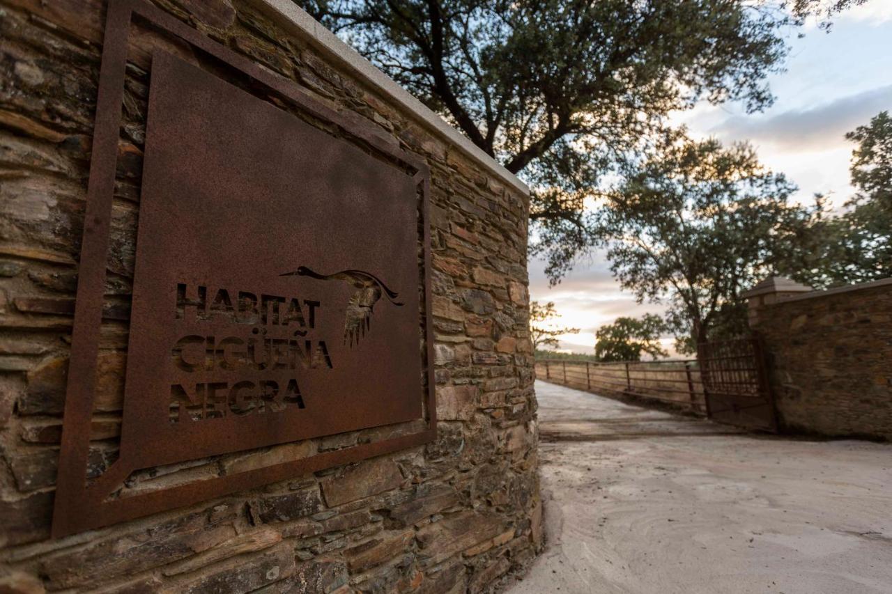 Hábitat Cigüeña Negra Valverde del Fresno Exterior foto